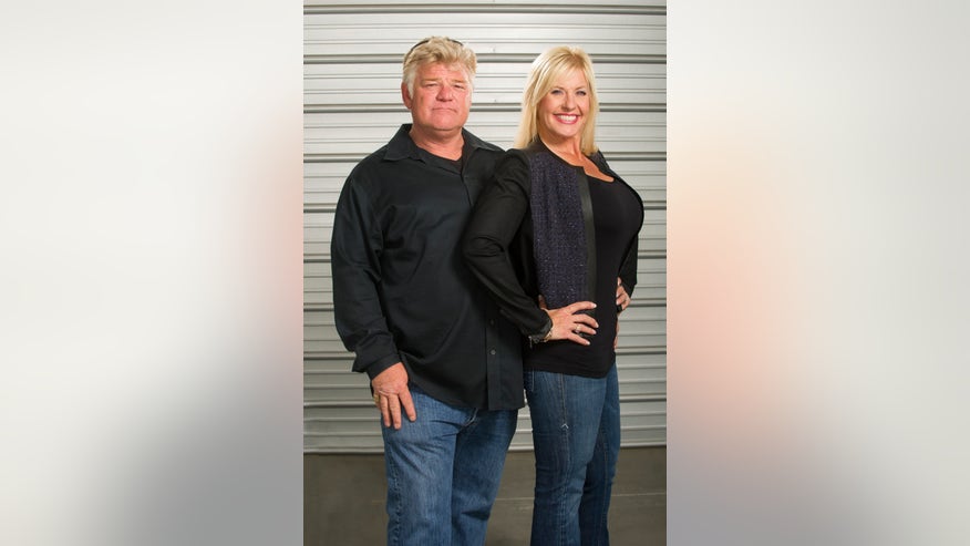dan and laura dotson storage wars ae.jpg